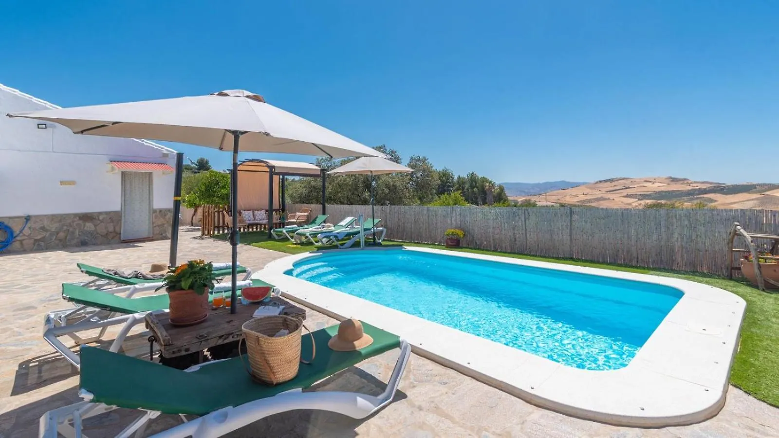 Casa Pulirio Antequera - La Higuera By Ruralidays location